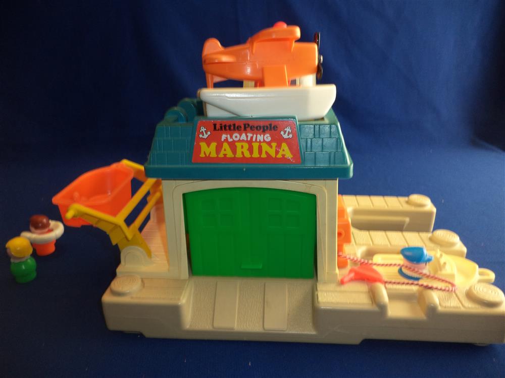 Fisher Price Little People Marina #2582 Complete  picture 8821