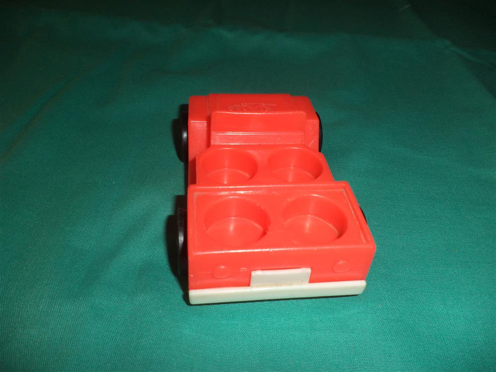 Fisher Price Little People Play Family A Frame #990 Red Jeep picture 23872