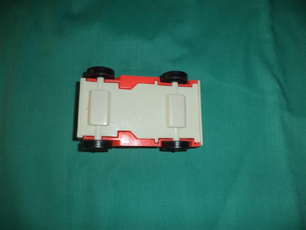 Fisher Price Little People Play Family A Frame #990 Red Jeep picture 23875