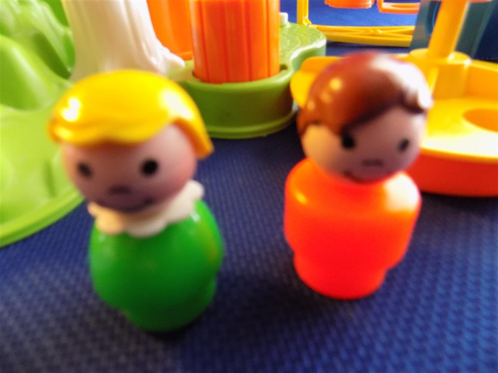 Fisher Price Little People Playground Mint in Box #2525 picture 1122