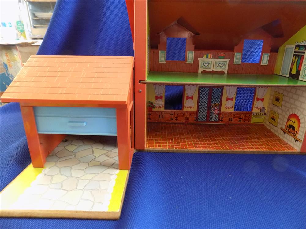 Fisher Price Little People Brown Tudor House #952 complete set with box picture 3325