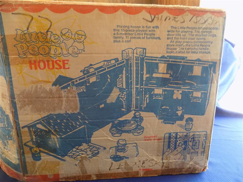 Fisher Price Little People Brown Tudor House #952 complete set with box picture 3328