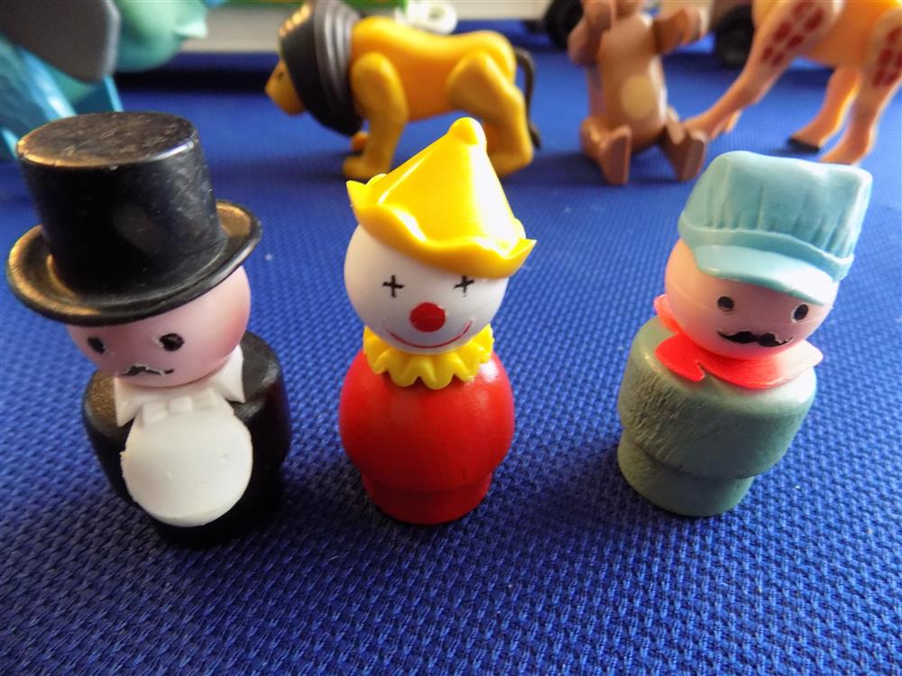 Fisher Price Little People Circus Train #991 Mint picture 3216