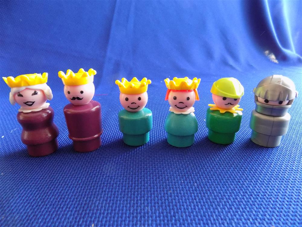 Fisher Price Little People Castle Collectors Edition #993 - Near mint set hard to find picture 4431