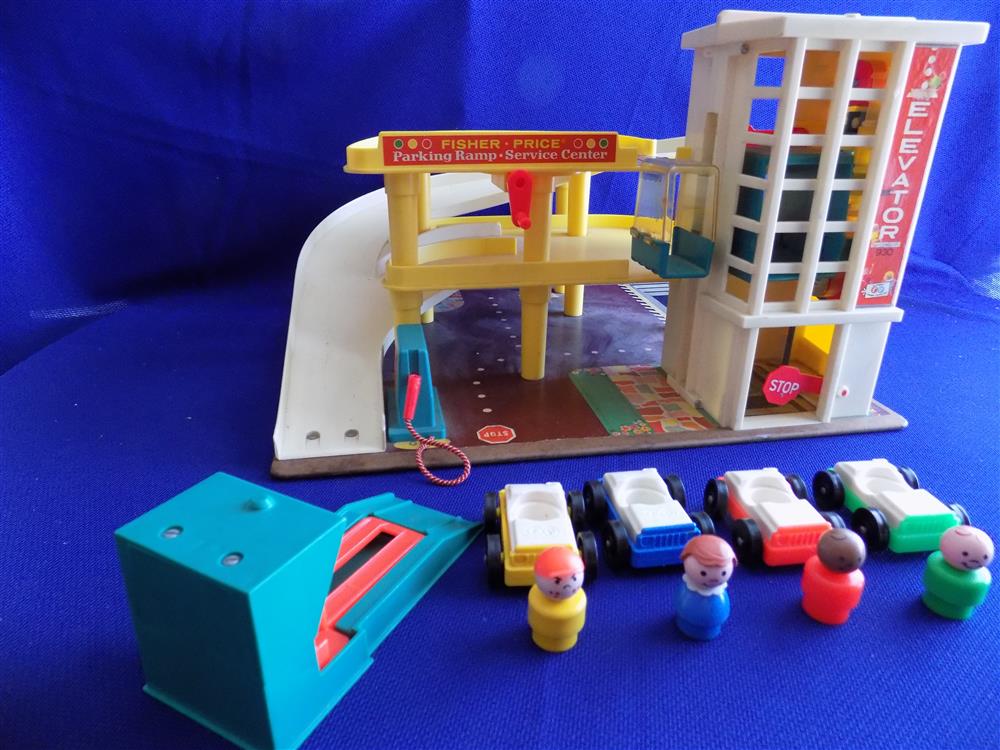 Fisher Price Little People Park Ramp Service Center Garage #930 picture 4443