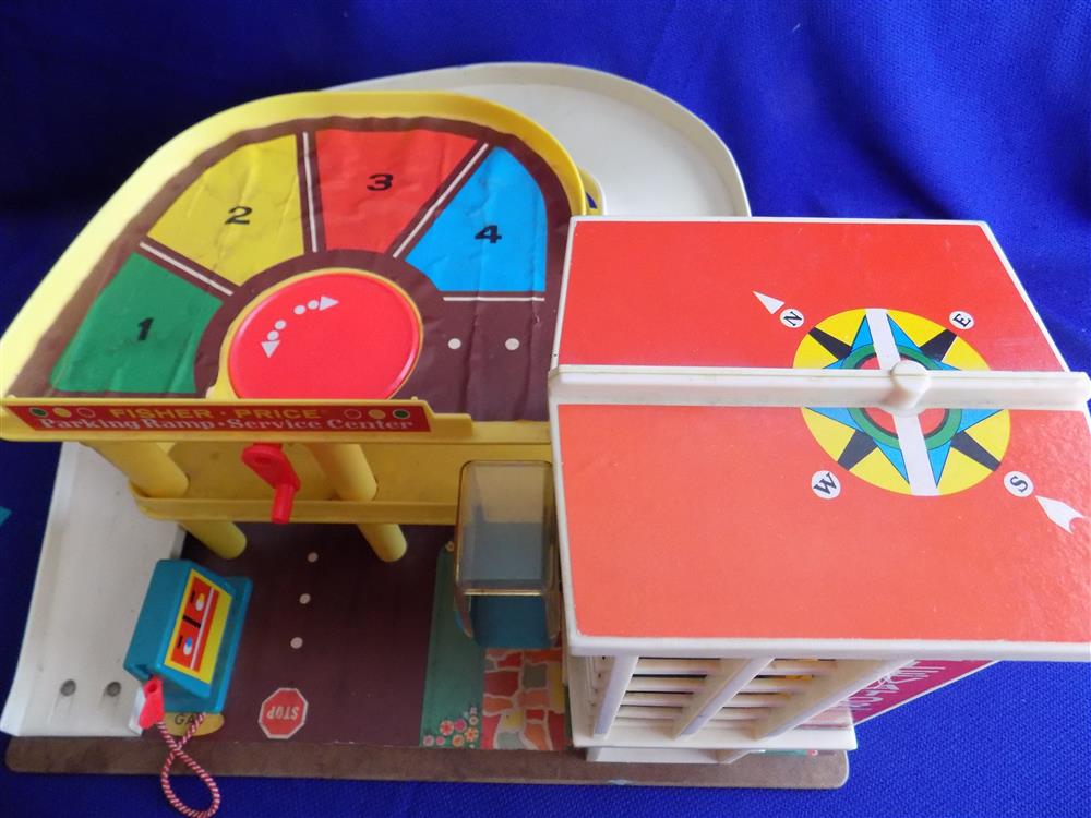 Fisher Price Little People Park Ramp Service Center Garage #930 picture 4444