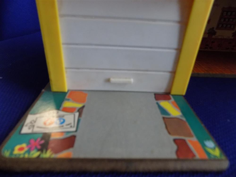 Fisher Price Little People Play Family Yellow House #952 Complete picture 4323