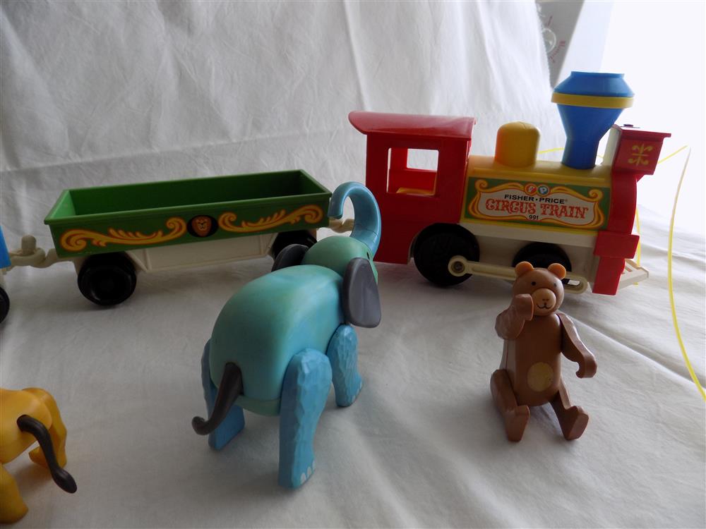 Fisher Price Little People Circus Train #991 Mint picture 3229