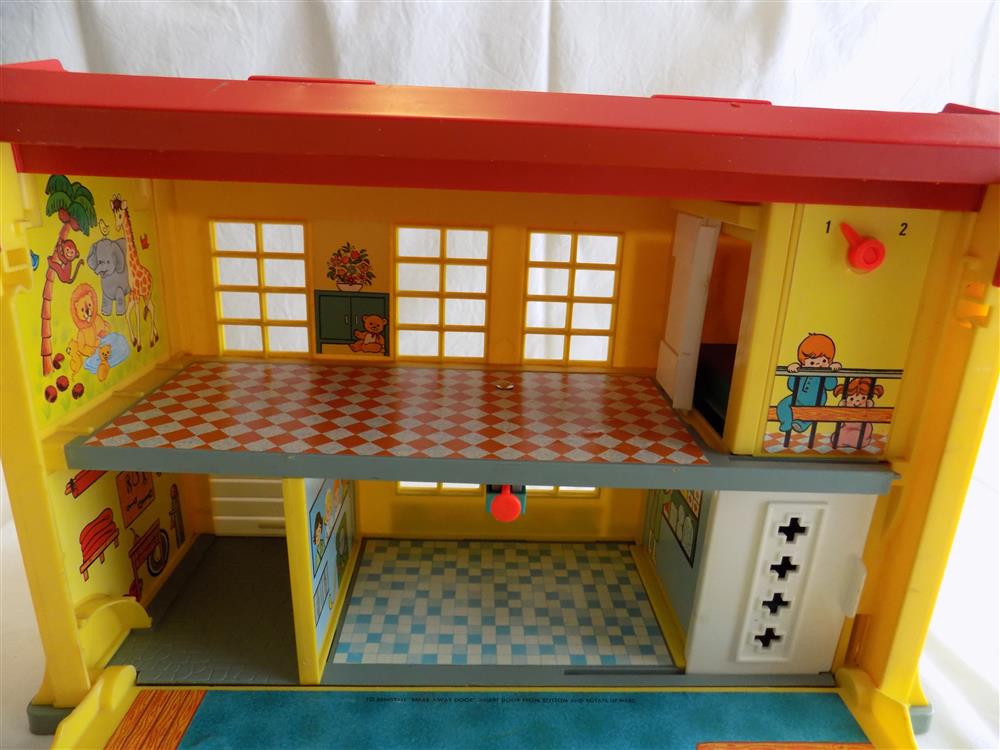 Fisher Price Little People Hospital #931 Complete picture 3307
