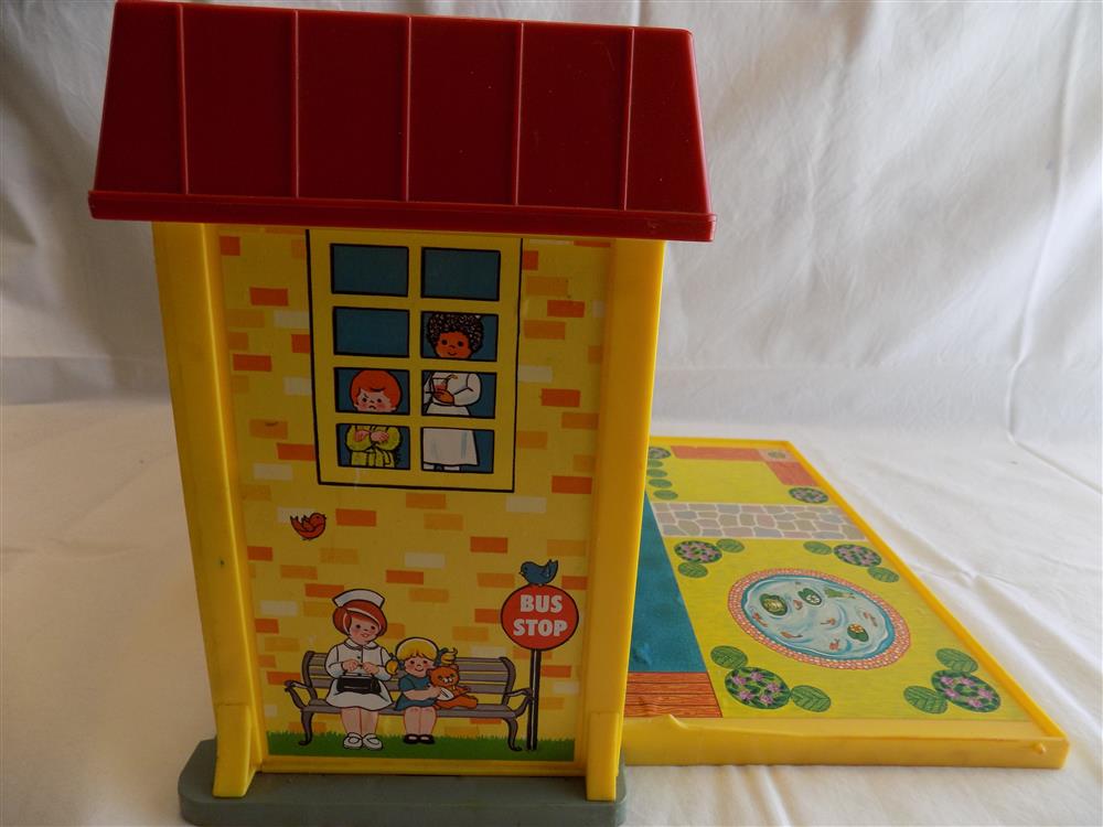 Fisher Price Little People Hospital #931 Complete picture 3310