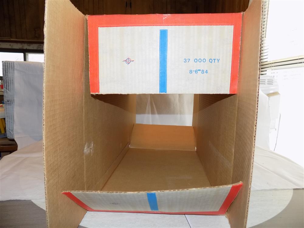 Fisher Price Little People Play Family Jetport Airport #933 Mint in Box picture 6614