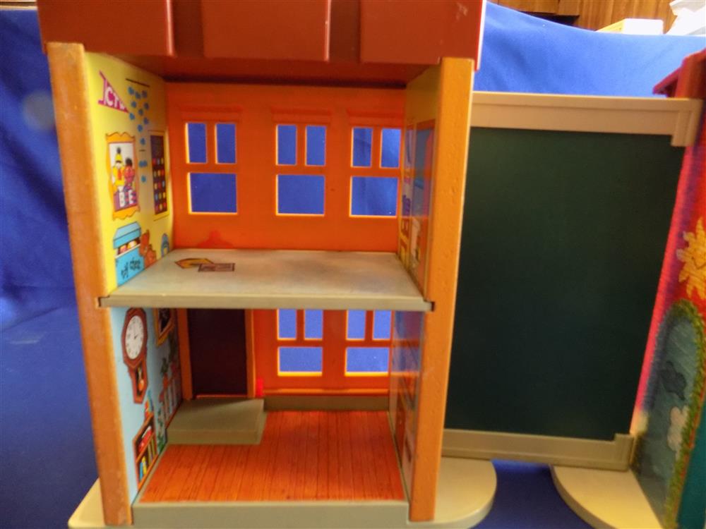 Fisher Price Play Family Sesame Street Village #938 Vintage Nearly Mint Set picture 5574