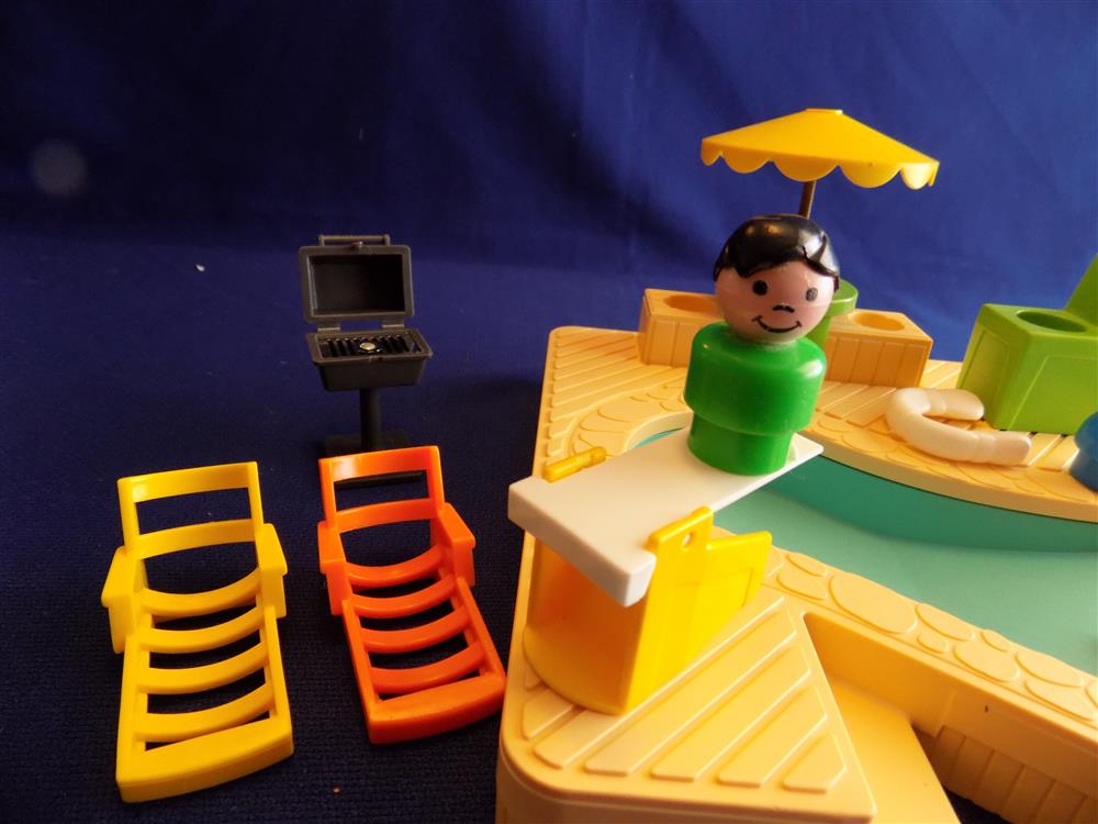 Fisher Price Little People Swimming Pool #2526 Complete set - Near Mint picture 5588