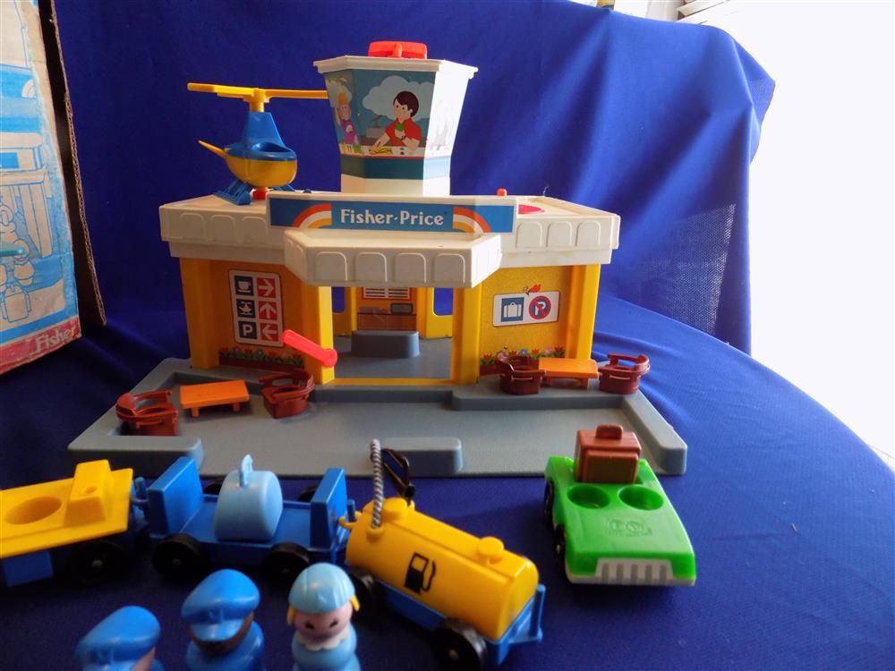 Fisher Price Little People Jetport Airport #933 Complete picture 5465