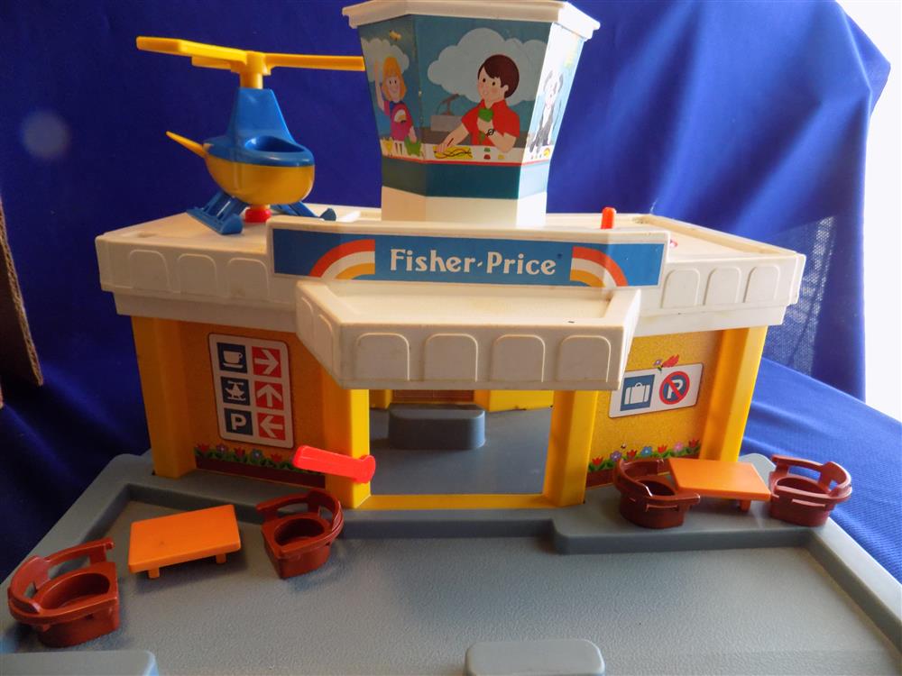 Fisher Price Little People Jetport Airport #933 Complete picture 5468