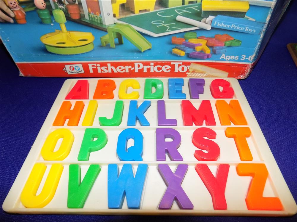 Fisher Price Little People School House #923 Mint picture 6545
