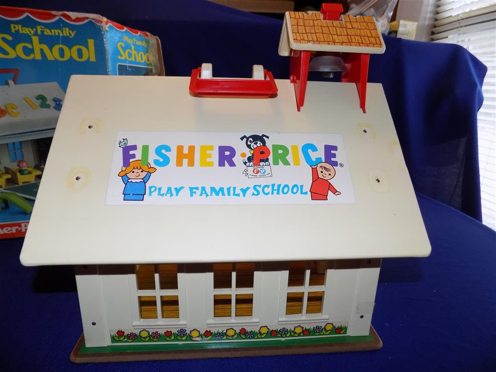 Fisher Price Little People School House #923 Mint picture 6555