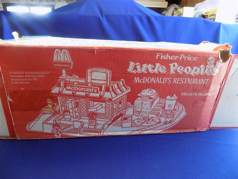 Fisher Price Little People McDonalds Restaurant #2552 Vintage Complete Set Near Mint in Box picture 7689