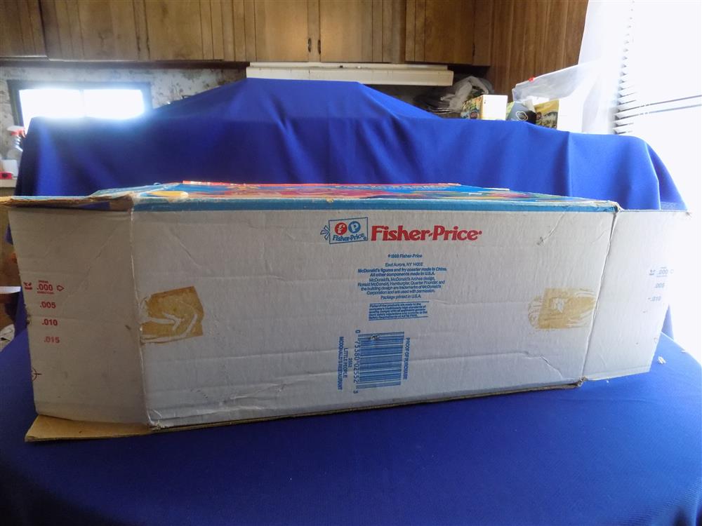Fisher Price Little People McDonalds Restaurant #2552 Vintage Complete Set Near Mint in Box picture 7690