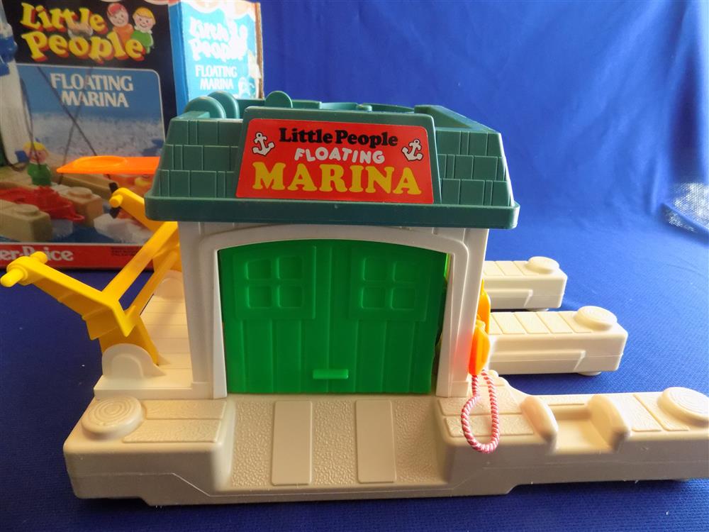 Fisher Price Little People Marina #2582 Mint picture 7713