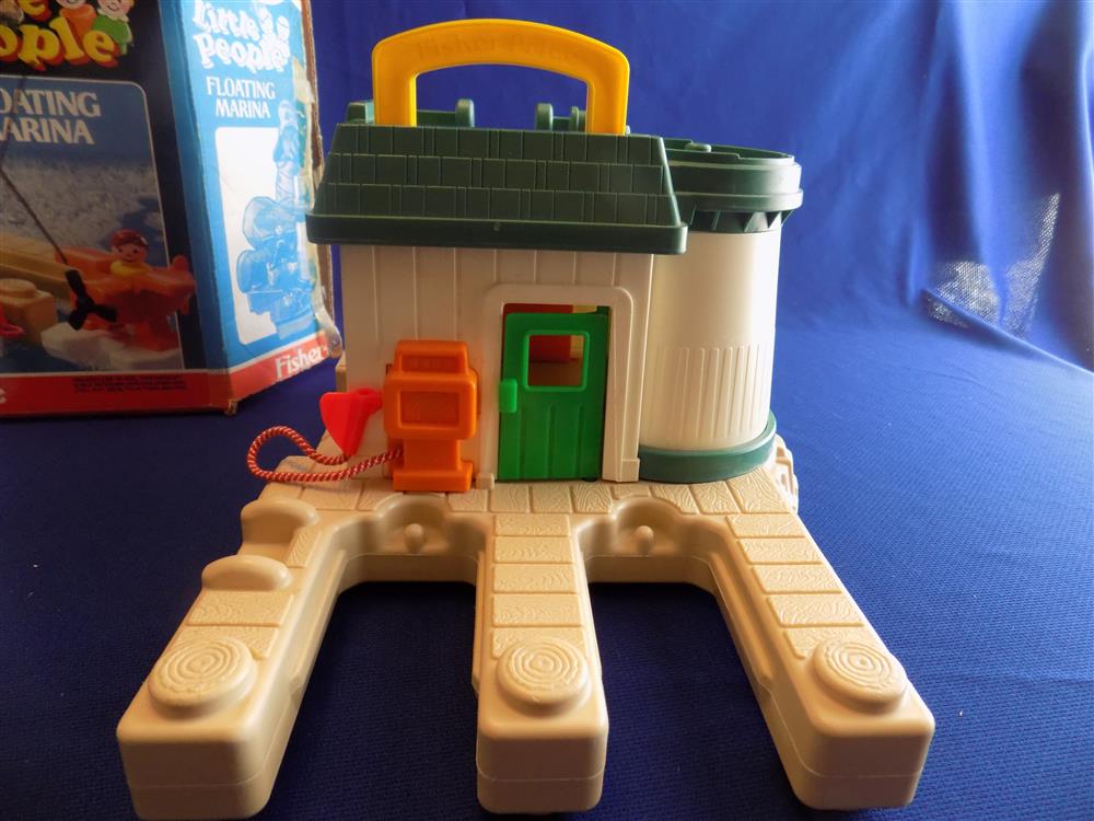 Fisher Price Little People Marina #2582 Mint picture 7714