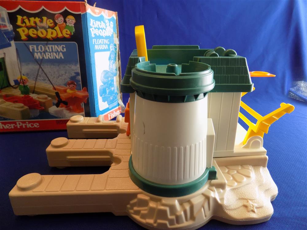 Fisher Price Little People Marina #2582 Mint picture 7715