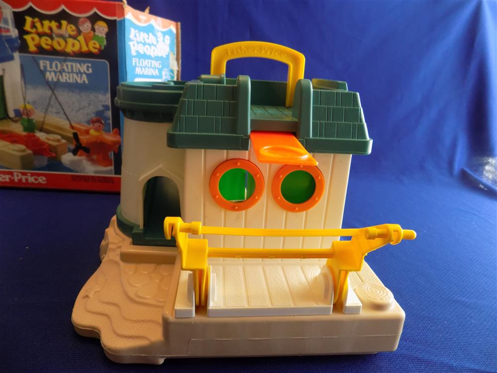 Fisher Price Little People Marina #2582 Mint picture 7716