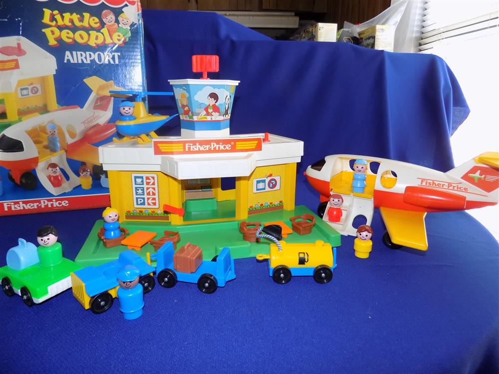 Fisher Price Little People Airport #2502 Complete with Box picture 7722
