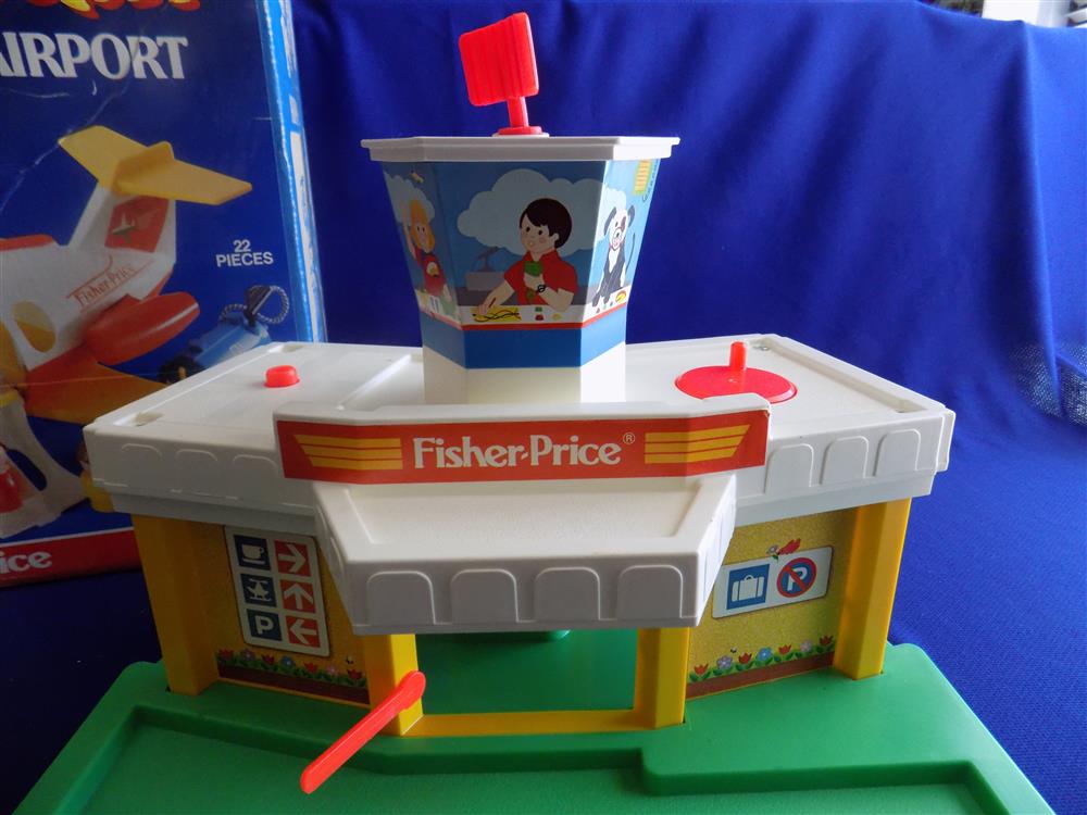 Fisher Price Little People Airport #2502 Complete with Box picture 7734