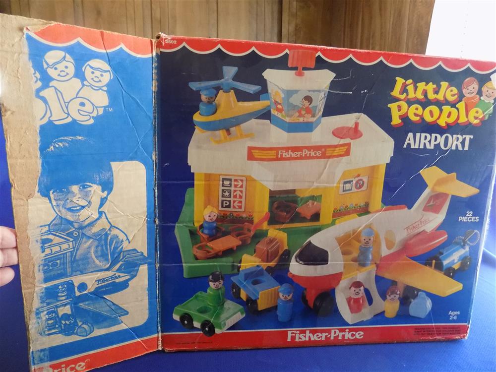Fisher Price Little People Airport #2502 Complete with Box picture 7738