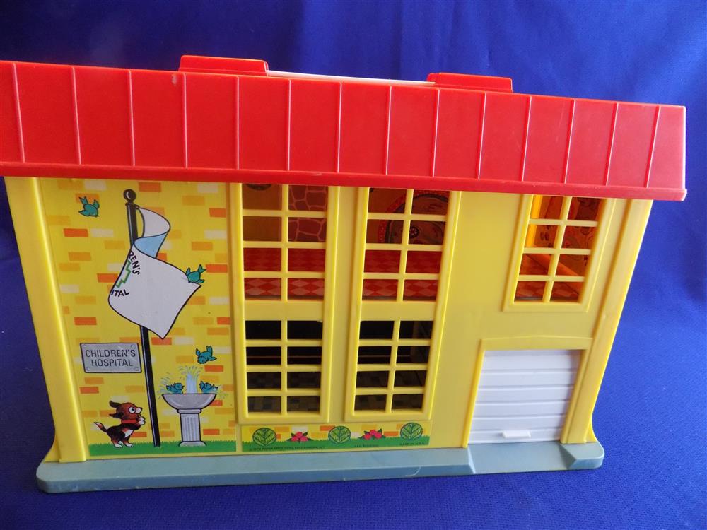 Fisher Price Little People Childrens Hospital #931 Vintage picture 7753