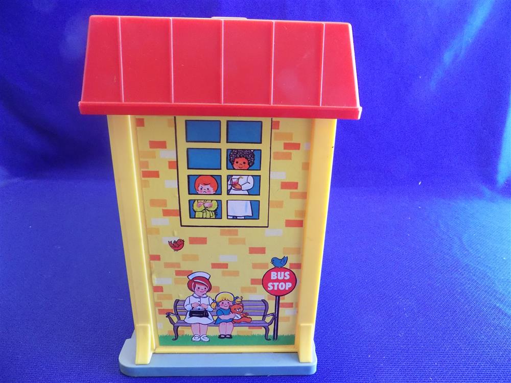 Fisher Price Little People Childrens Hospital #931 Vintage picture 7754