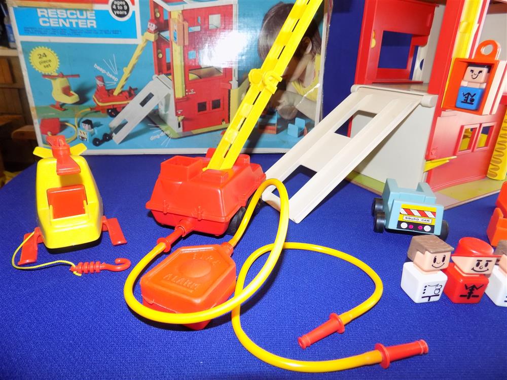 Playskool Rescue Center #470 Fire And Police Station picture 7760