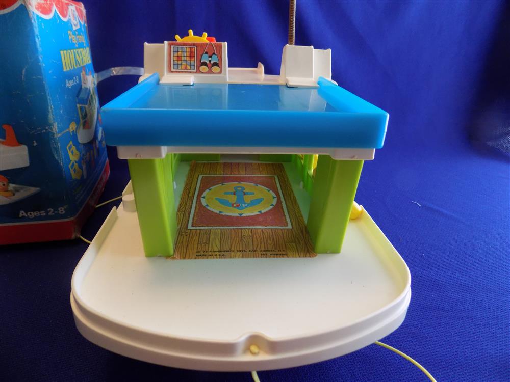 Fisher Price Little People Play Family #985 Houseboat picture 8779