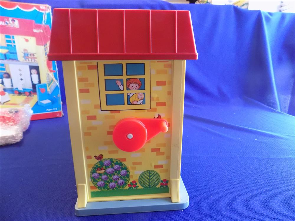 Fisher Price Little People Childrens Hospital #931 Complete in Box picture 8794