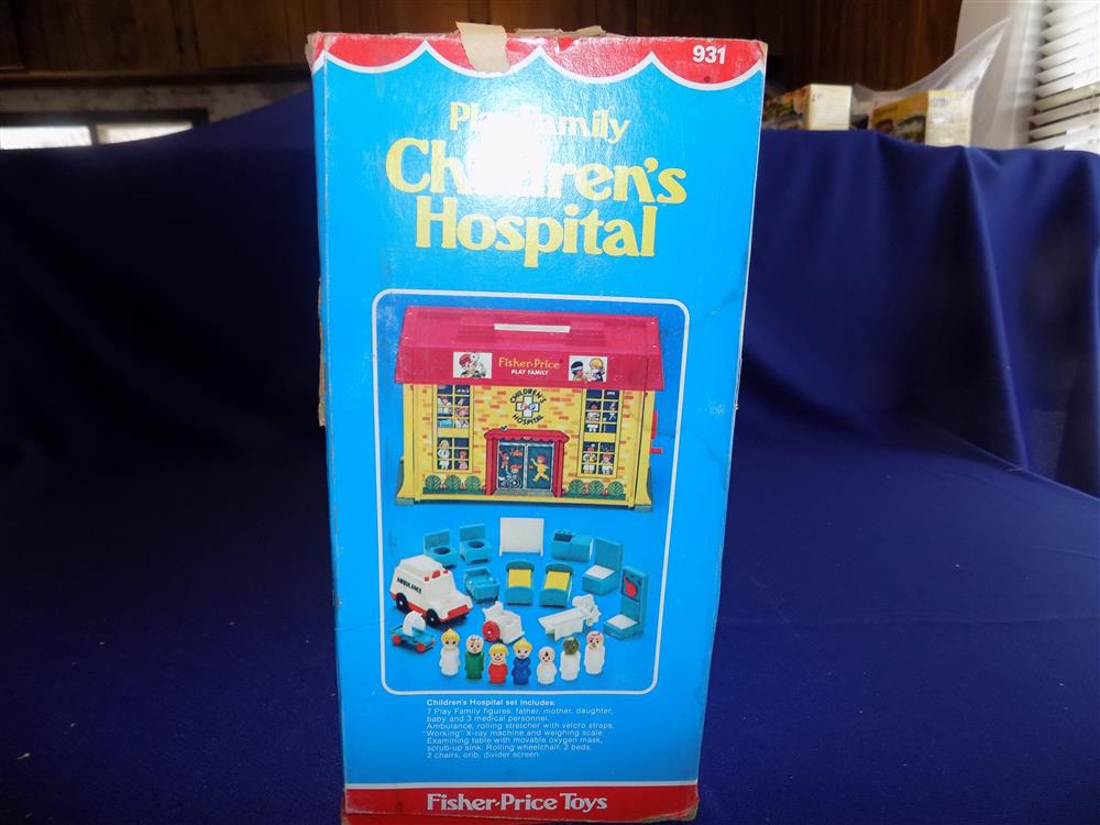 Fisher Price Little People Childrens Hospital #931 Complete in Box picture 8797