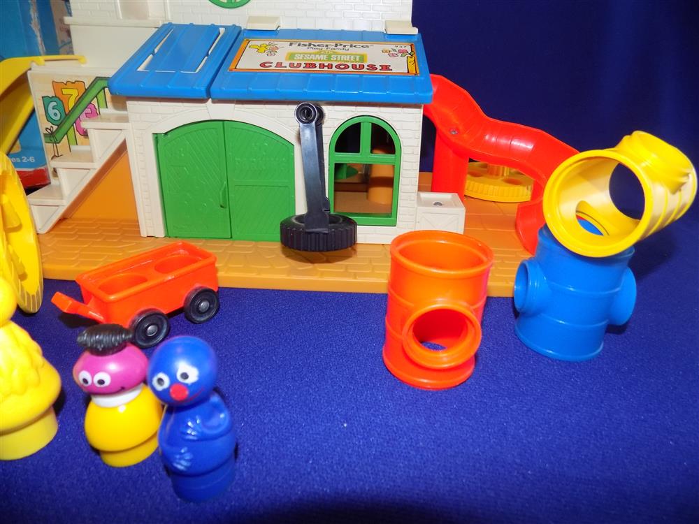 Fisher Price Little People Sesame Street Clubhouse #937 Excellent picture 8803