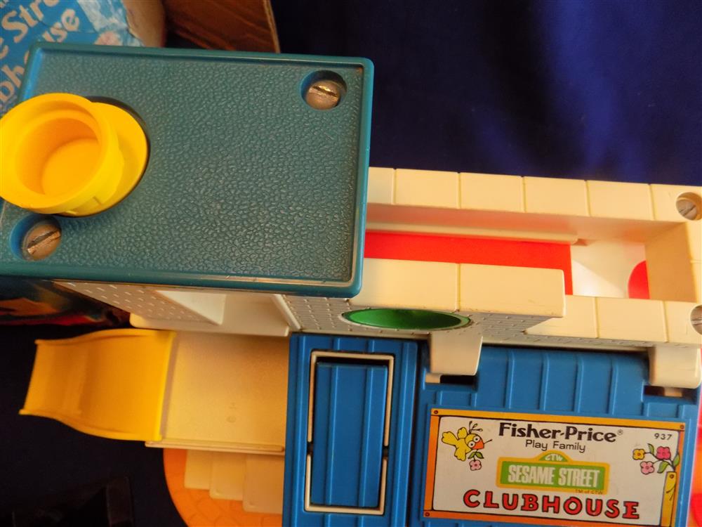 Fisher Price Little People Sesame Street Clubhouse #937 Excellent picture 8809