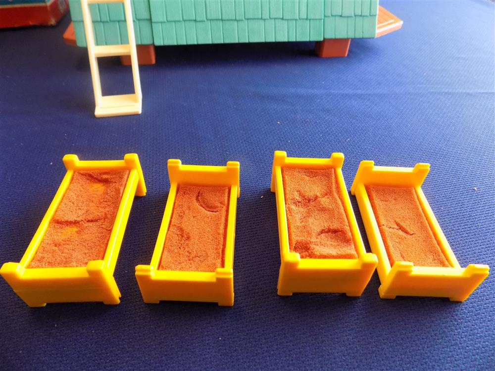Fisher Price Little People Play Family A Frame House #990 Near mint with box picture 8833
