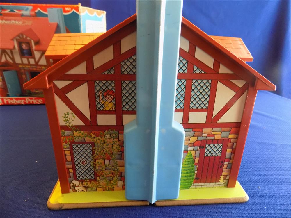 Fisher Price Little People Play Family Brown Tudor House #952 Excellent with box picture 8851