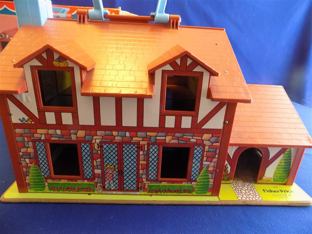 Fisher Price Little People Play Family Brown Tudor House #952 Excellent with box picture 8852