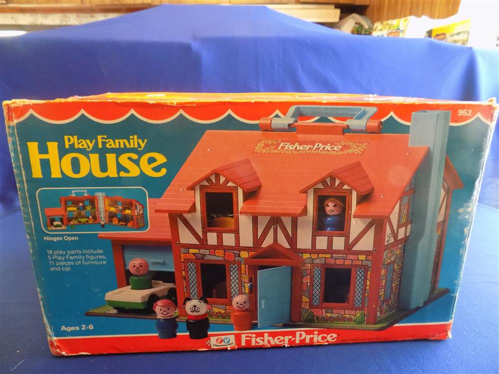 Fisher Price Little People Play Family Brown Tudor House #952 Excellent with box picture 8855