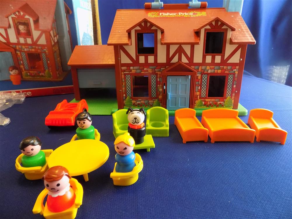 Fisher Price Little People Brown Tudor House Vintage #952 Near mint with box picture 9843