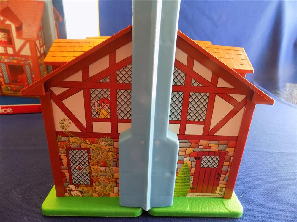 Fisher Price Little People Brown Tudor House Vintage #952 Near mint with box picture 9850