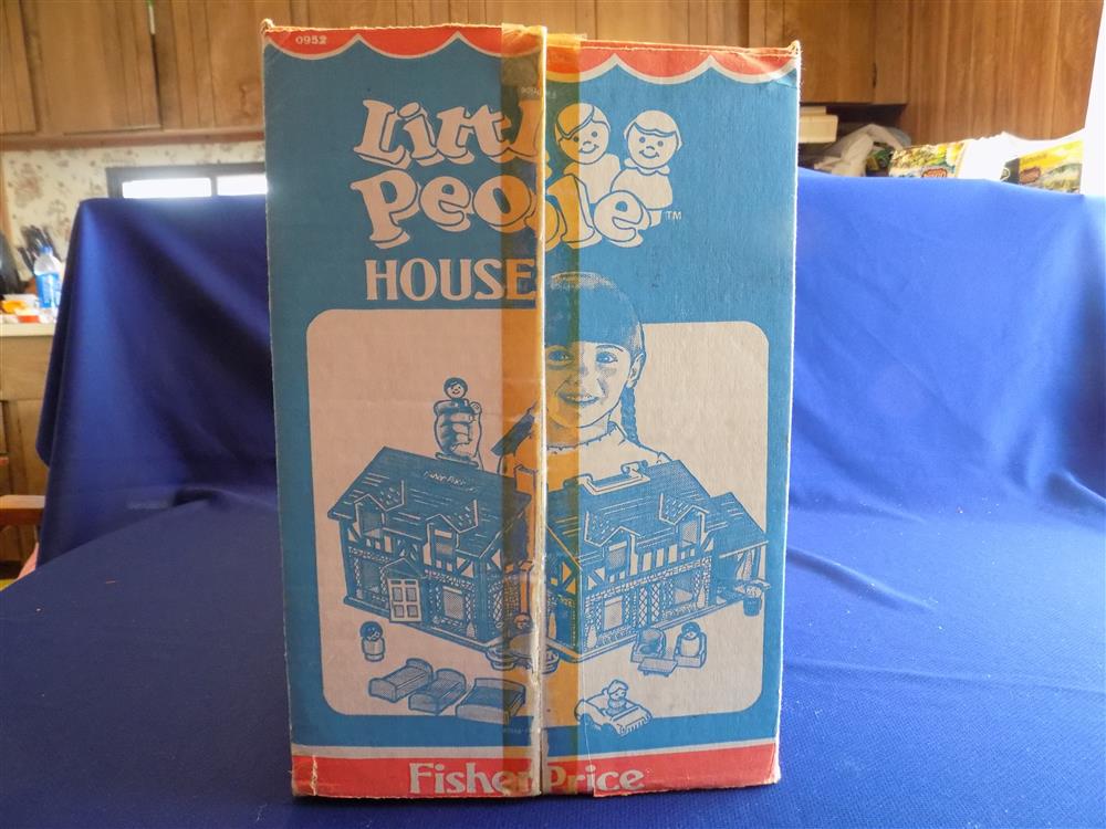 Fisher Price Little People Brown Tudor House Vintage #952 Near mint with box picture 9854