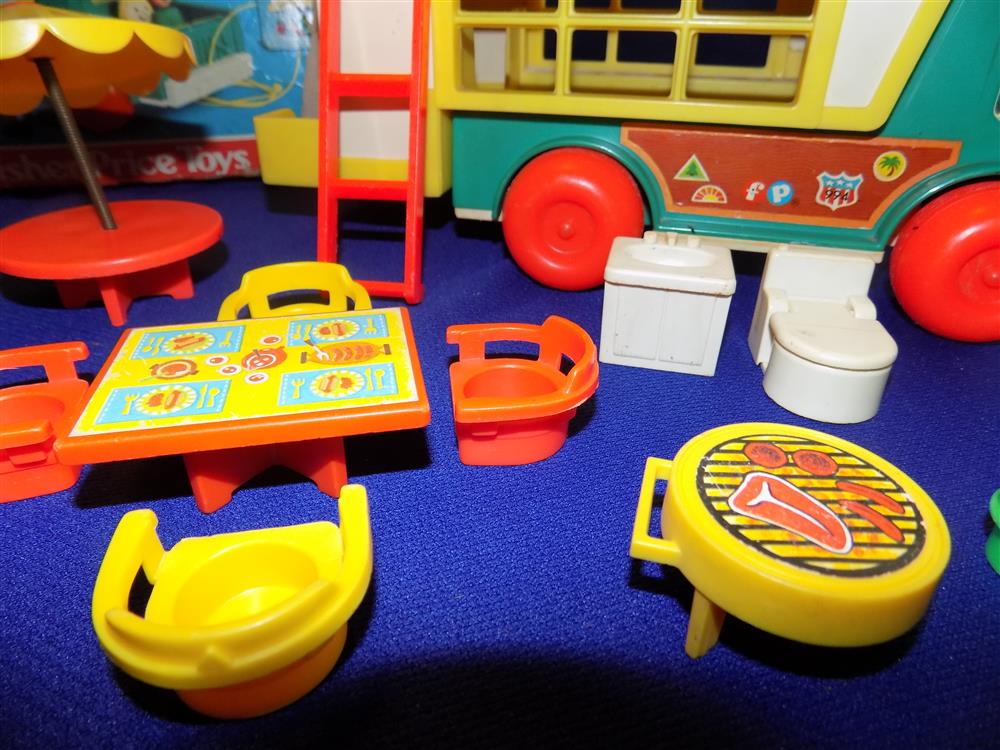 Fisher Price Little People Camper #994 Complete in Box picture 10953