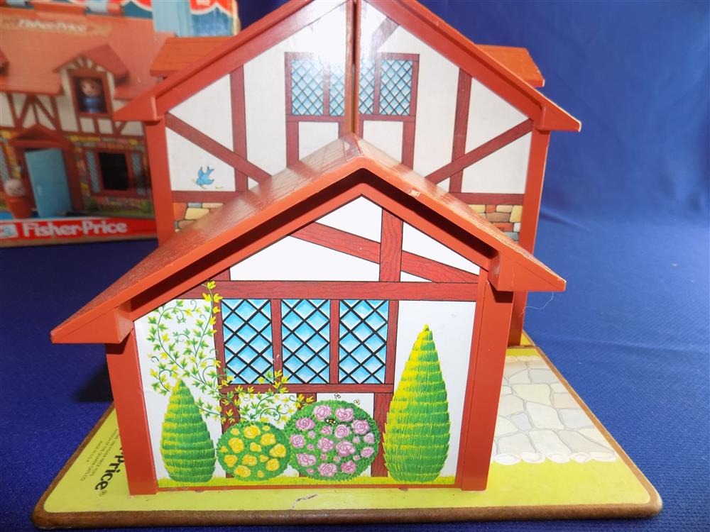Fisher Price Little People Brown Tudor House w/ Box #952 picture 10981