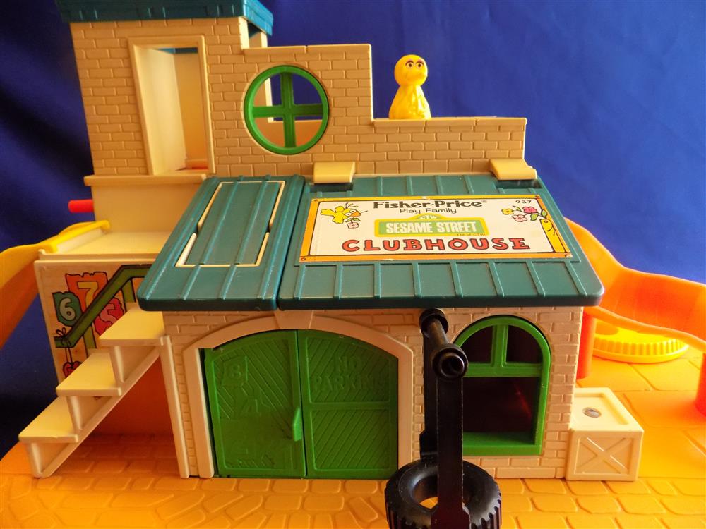 Fisher Price Little People Sesame Street Clubhouse #937 picture 9899