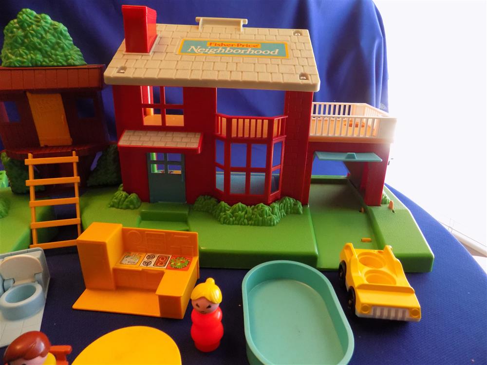 Fisher Price Little People Neighborhood House Set #2551 mint in box picture 10989