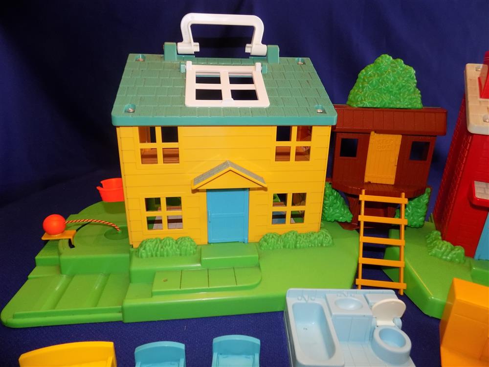Fisher Price Little People Neighborhood House Set #2551 mint in box picture 10990